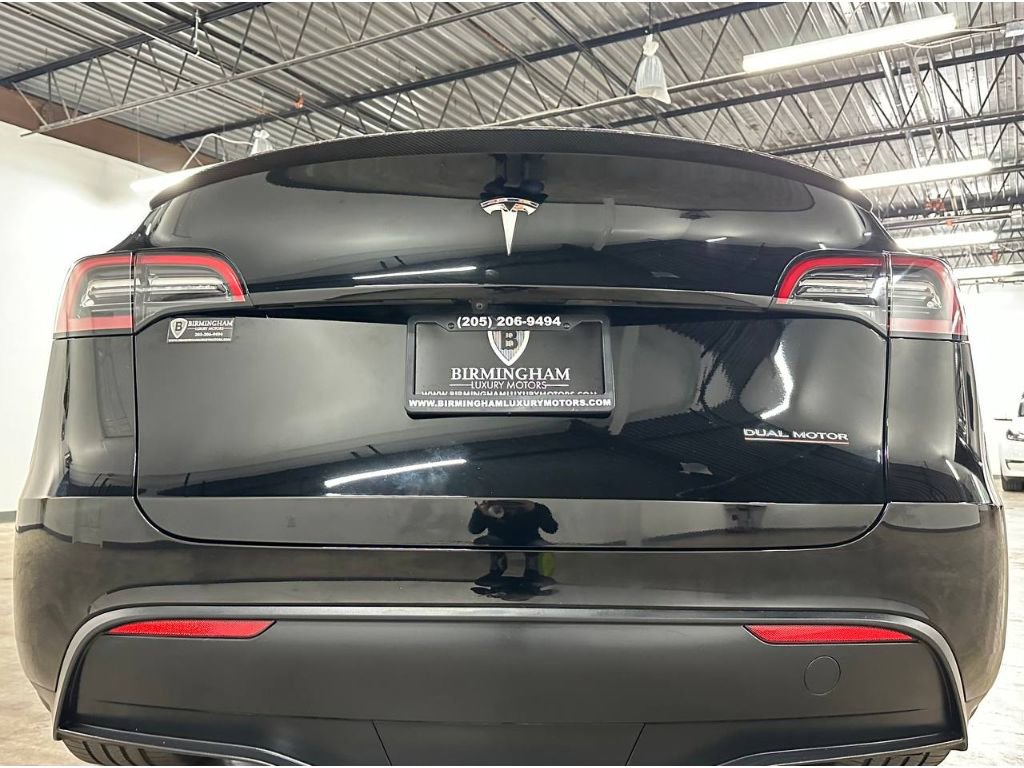 Used 2023 Tesla Model Y Performance image 12