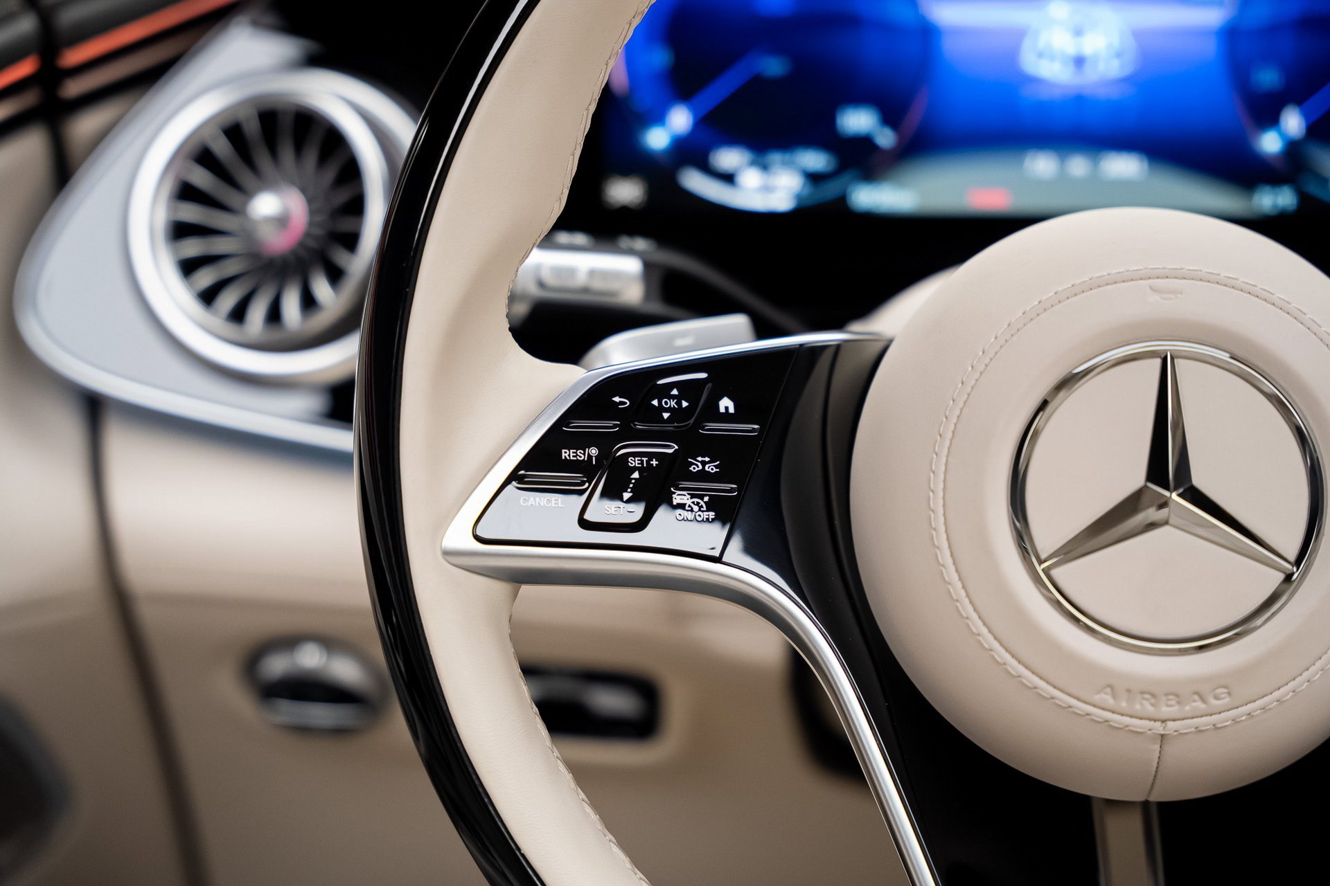 Used 2024 Mercedes-Benz Maybach EQS 680 Maybach EQS 680 image 45