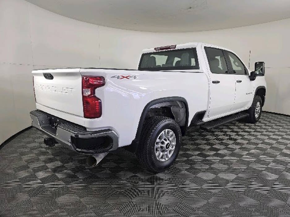 Used 2024 Chevrolet Silverado 2500 W/T w/ WT Fleet Convenience Package AWD/4WD image 8