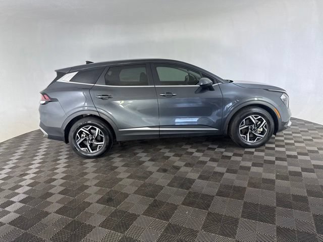 Used 2023 Kia Sportage LX FWD image 5
