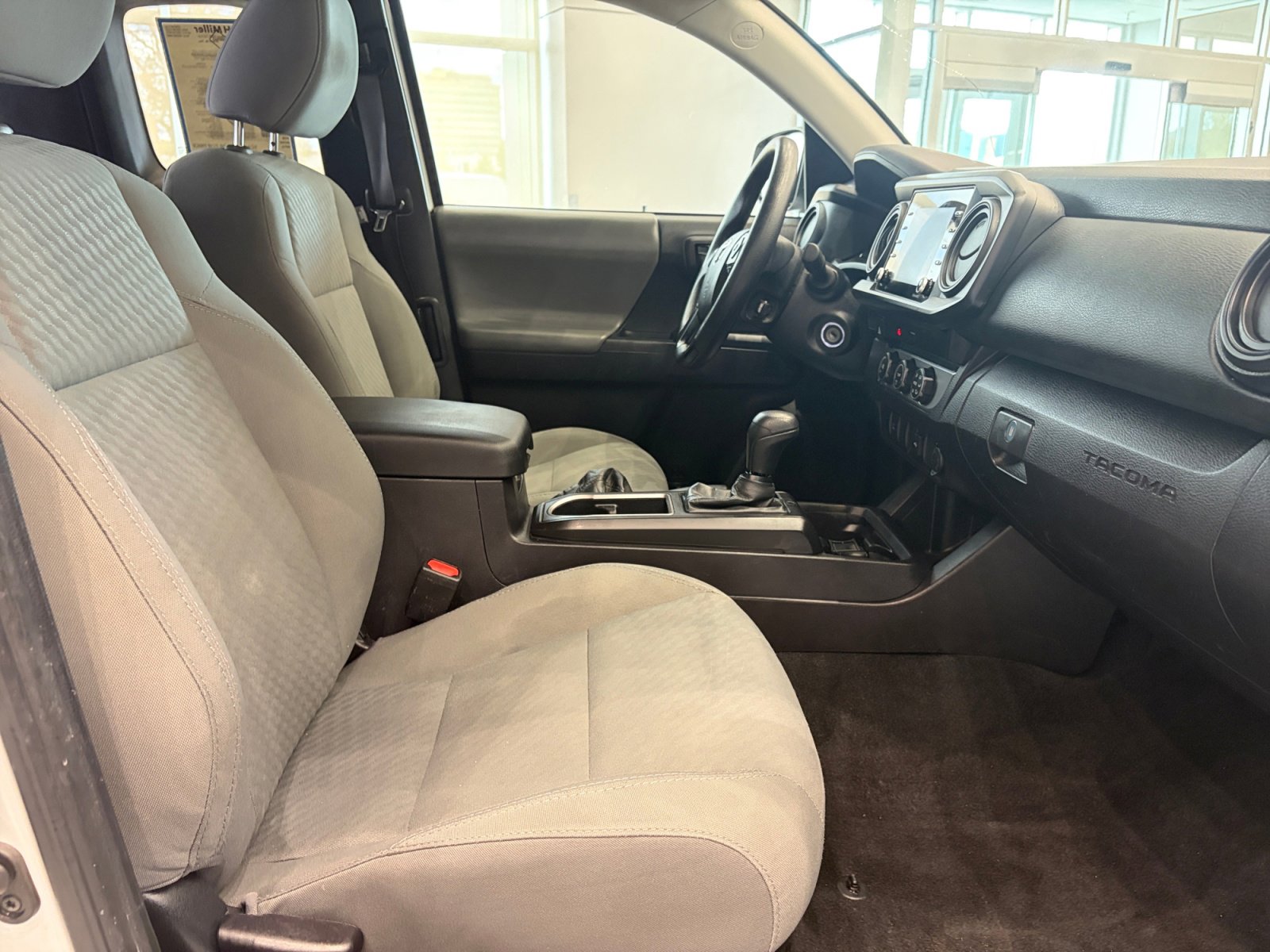 Used 2021 Toyota Tacoma SR RWD image 19