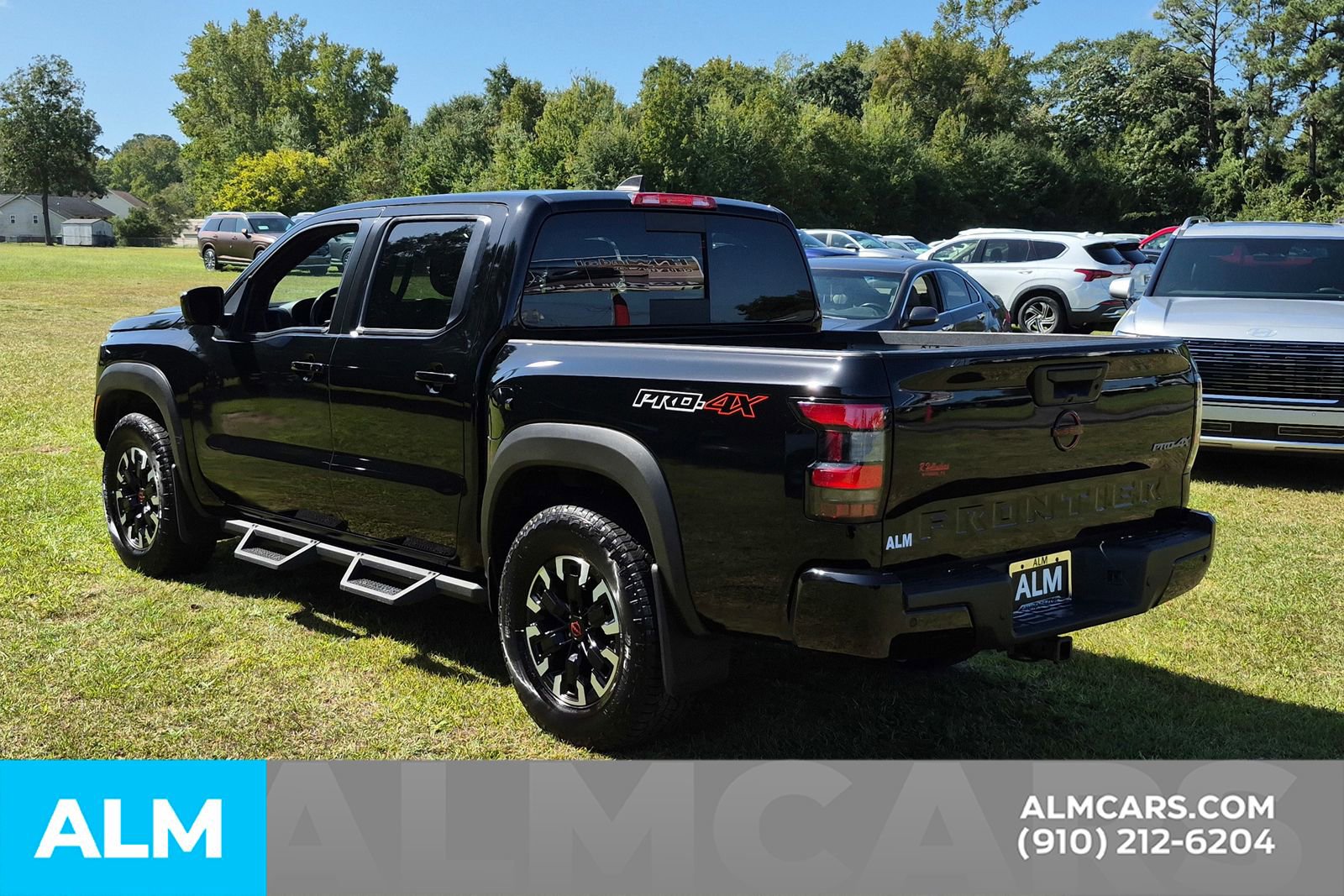 Used 2023 Nissan Frontier PRO-4X w/ Pro Convenience Package image 10