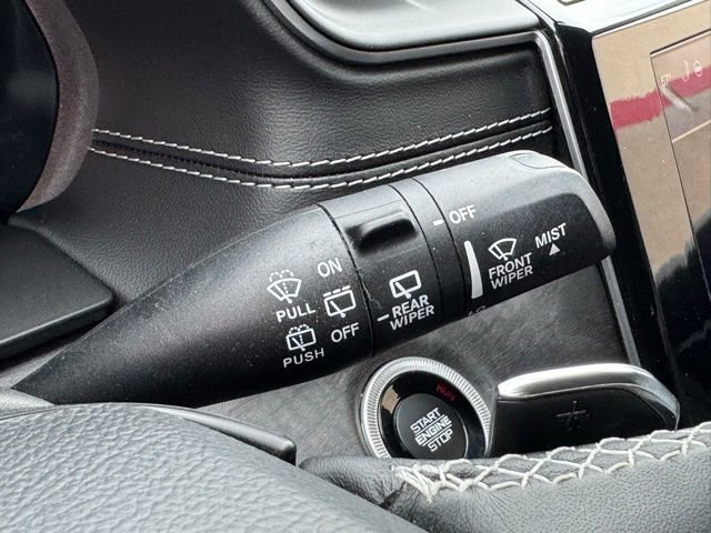 Used 2022 Jeep Grand Cherokee L Limited w/ Trailer Tow Group (B) image 30