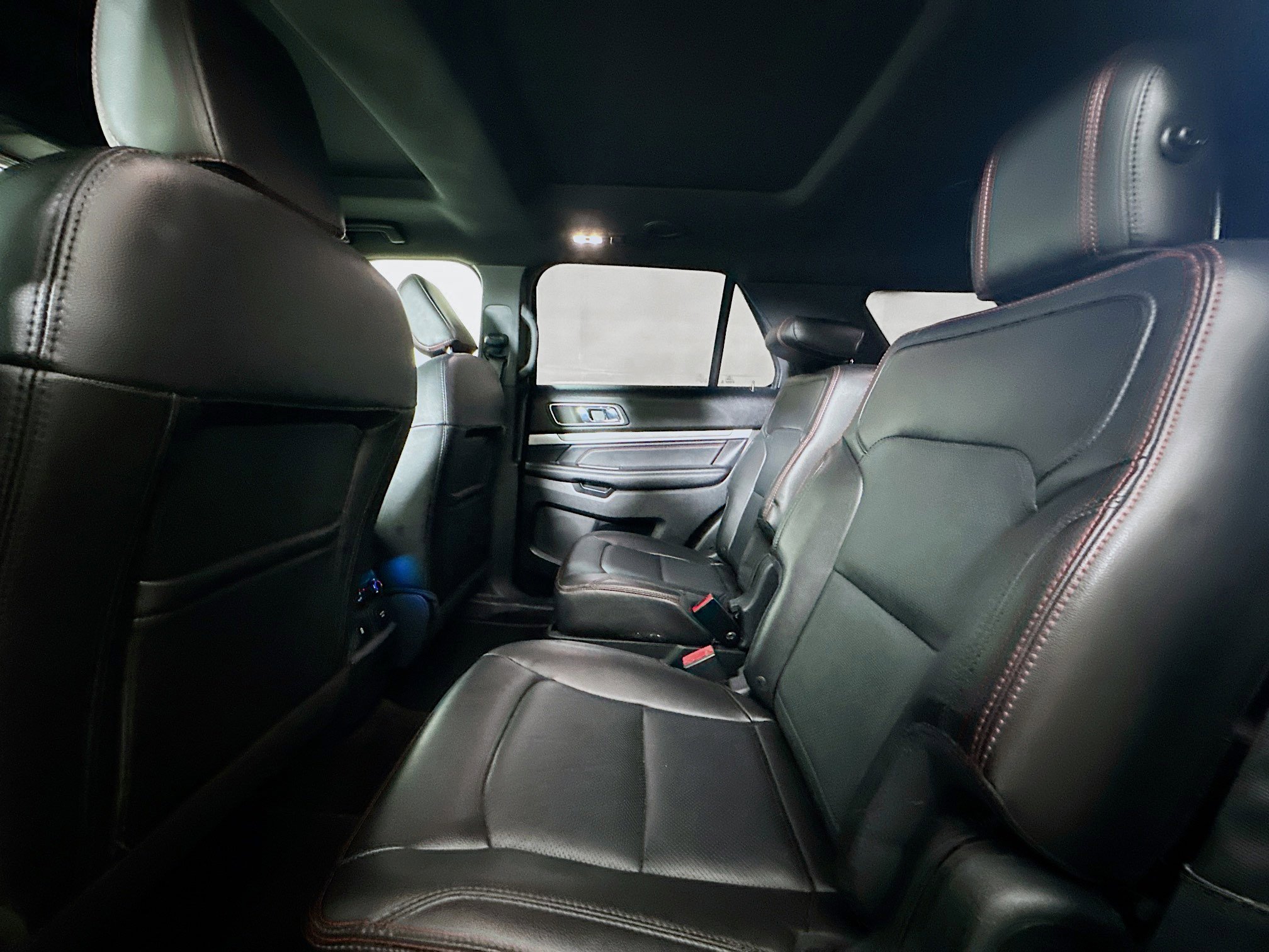 Used 2018 Ford Explorer Sport w/ Equipment Group 401A AWD/4WD image 29