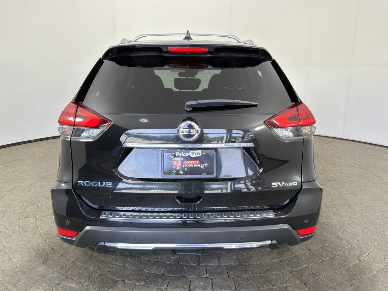 Used 2020 Nissan Rogue SV w/ Premium Package AWD/4WD image 6
