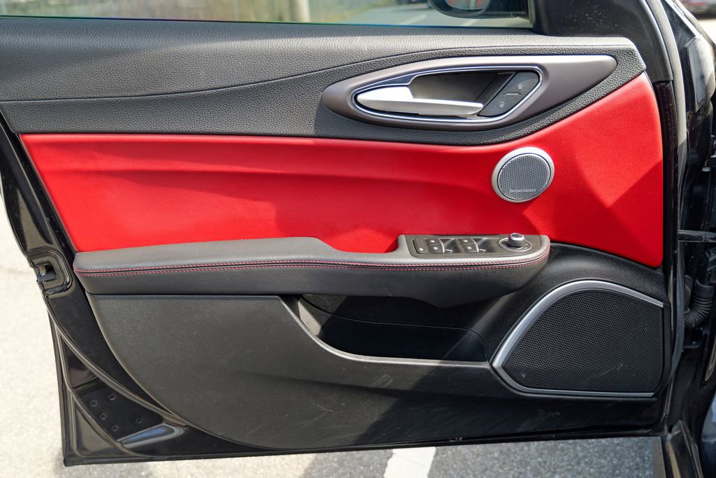 Used 2020 Alfa Romeo Giulia Ti Sport w/ Quick Order Package 22S Sport image 4