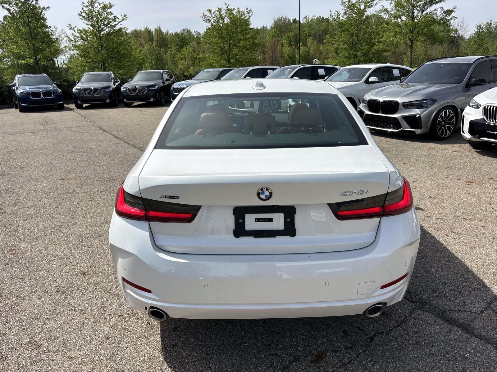 Used 2025 BMW 330i xDrive Sedan AWD/4WD image 6