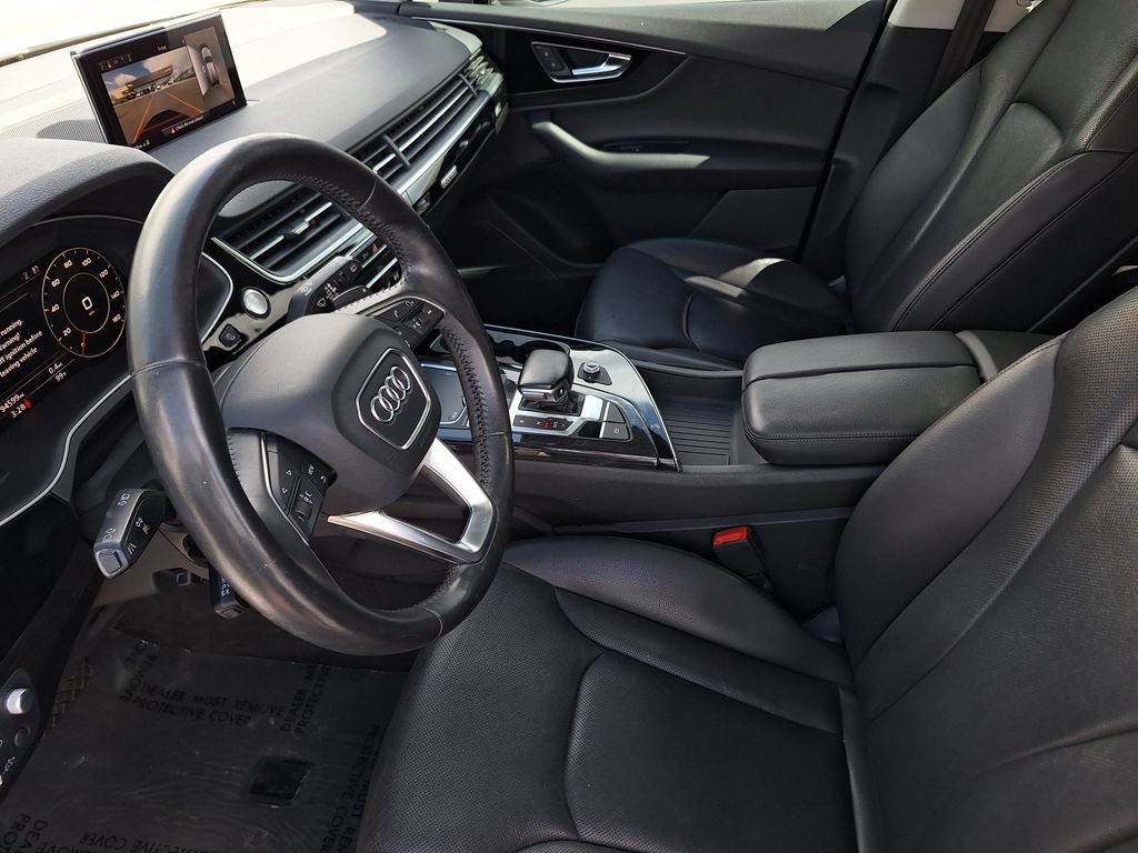 Used 2017 Audi Q7 3.0T Prestige AWD/4WD image 10