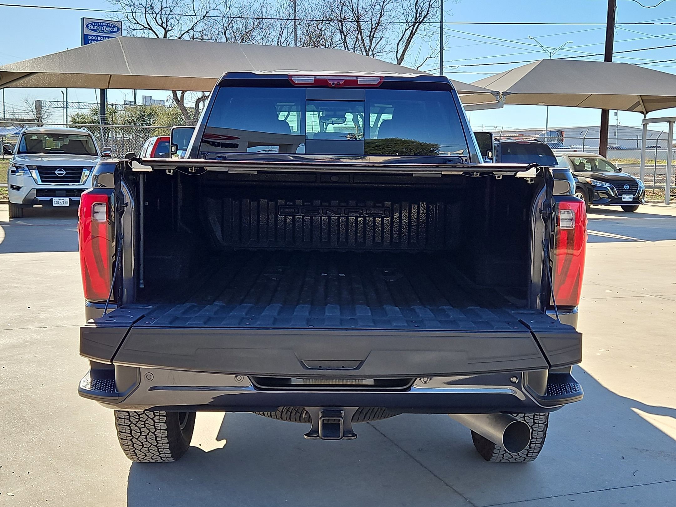 Certified 2024 GMC Sierra 2500 Denali Ultimate image 28