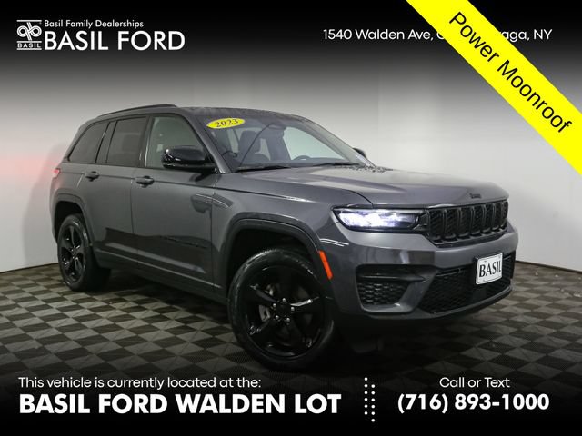 Used 2023 Jeep Grand Cherokee Altitude
