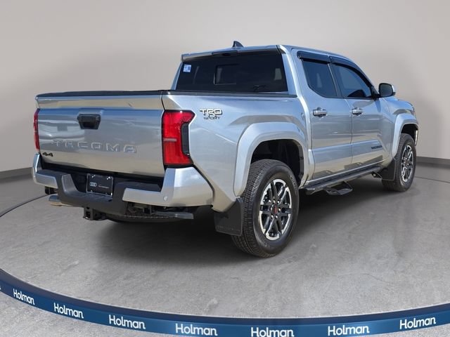 Used 2025 Toyota Tacoma TRD Sport w/ TRD Sport Upgrade Package AWD/4WD image 6