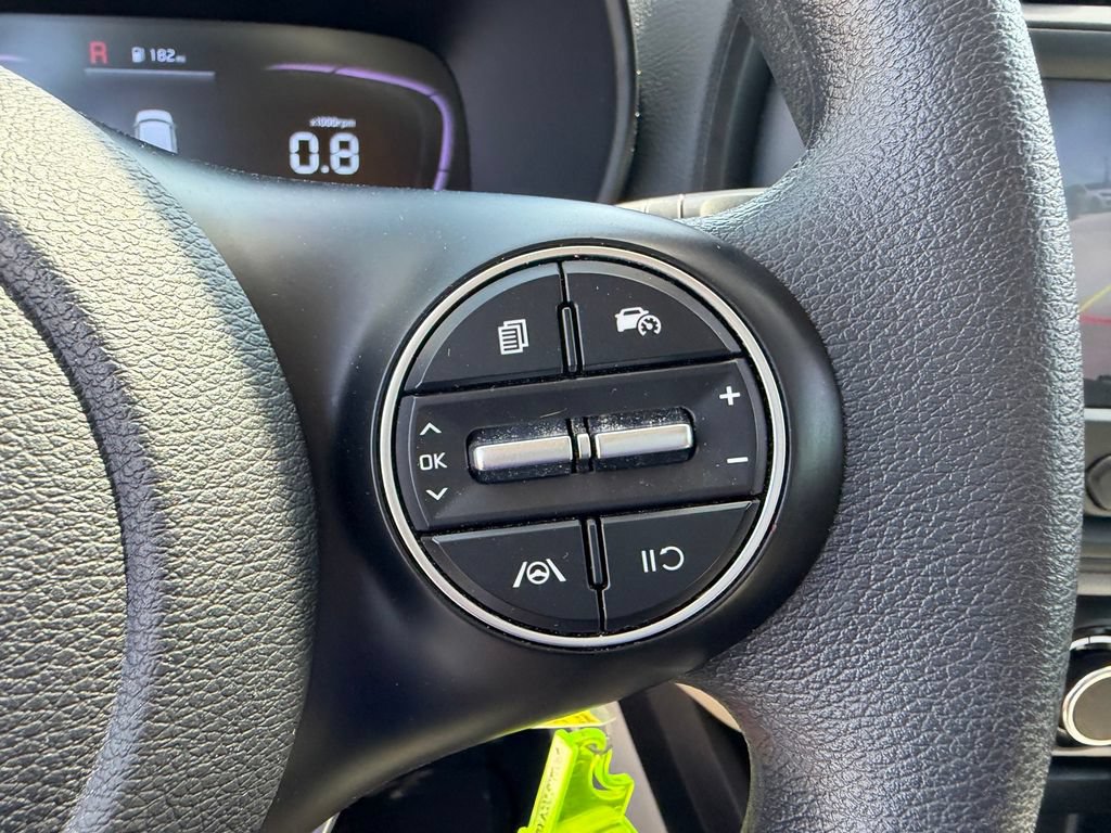 Used 2024 Kia Soul LX w/ Option Group 015 FWD image 15