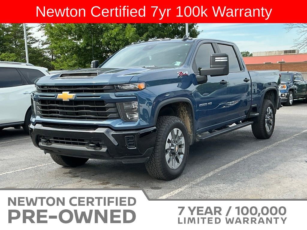 Used 2025 Chevrolet Silverado 2500 Custom w/ Custom Convenience Package AWD/4WD image 3