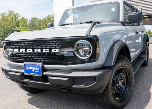 New 2026 Ford Bronco Big Bend AWD/4WD image 1