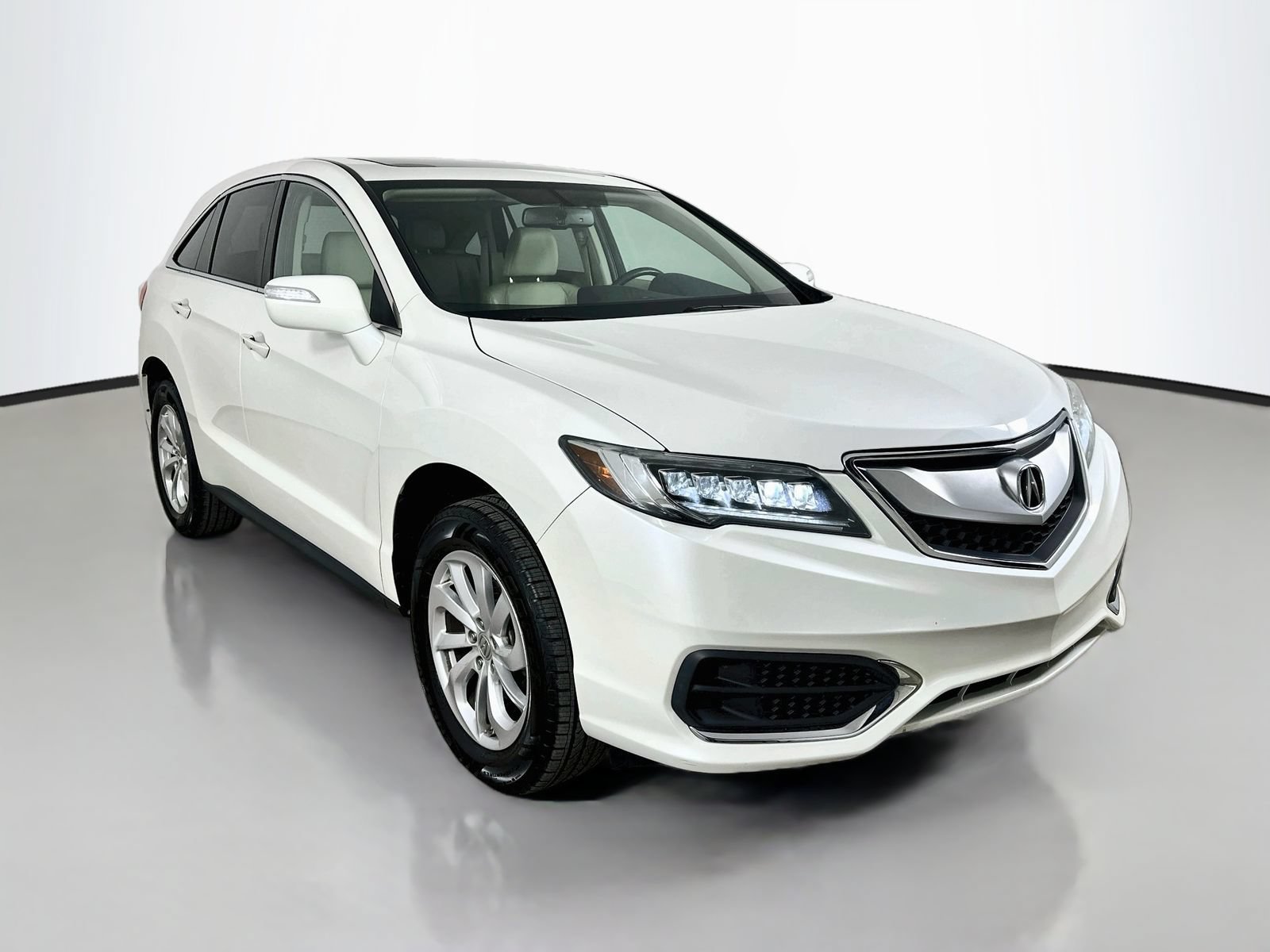 Used 2017 Acura RDX FWD image 3