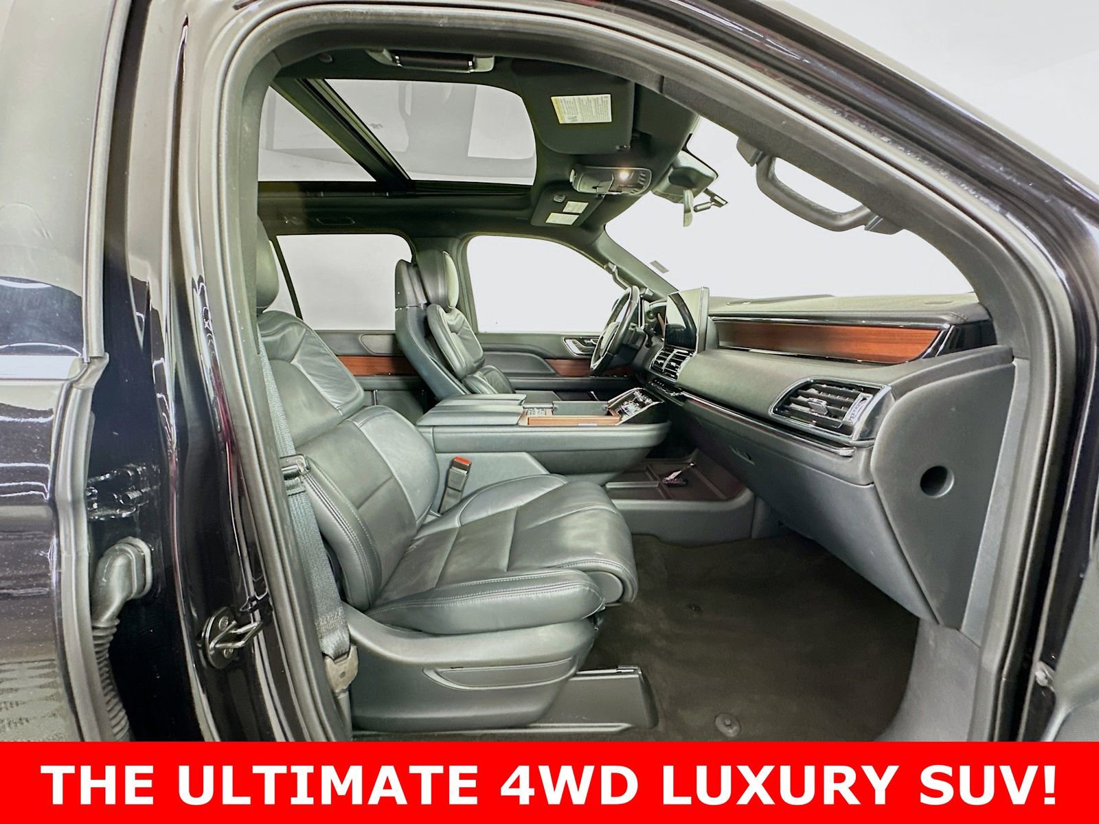 Used 2023 Lincoln Navigator Reserve AWD/4WD image 27