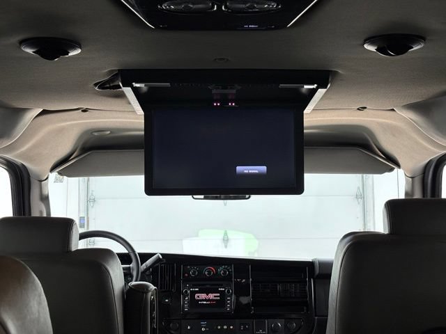 Used 2019 GMC Savana 2500 w/ Enhanced Convenience Package RWD image 4