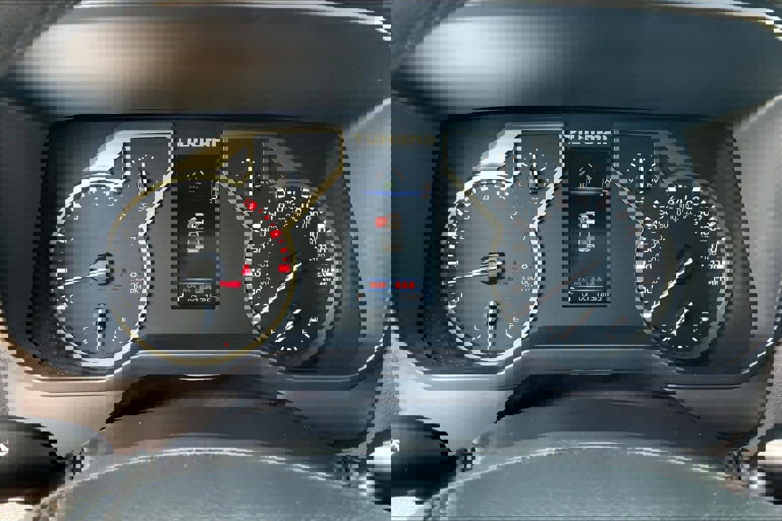 Used 2023 Toyota Tundra Limited w/ Power Package image 26