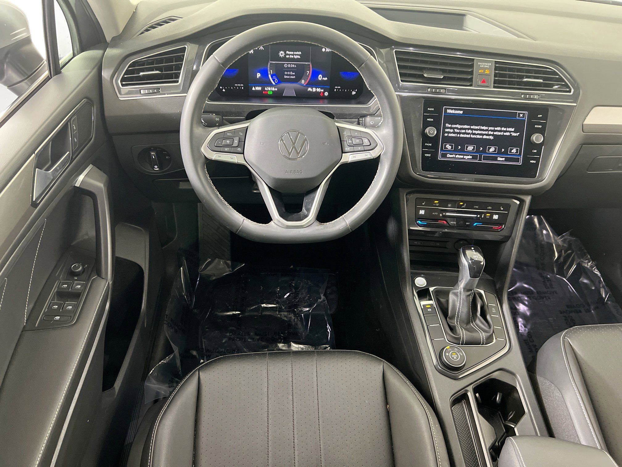 Used 2022 Volkswagen Tiguan SE AWD/4WD image 21