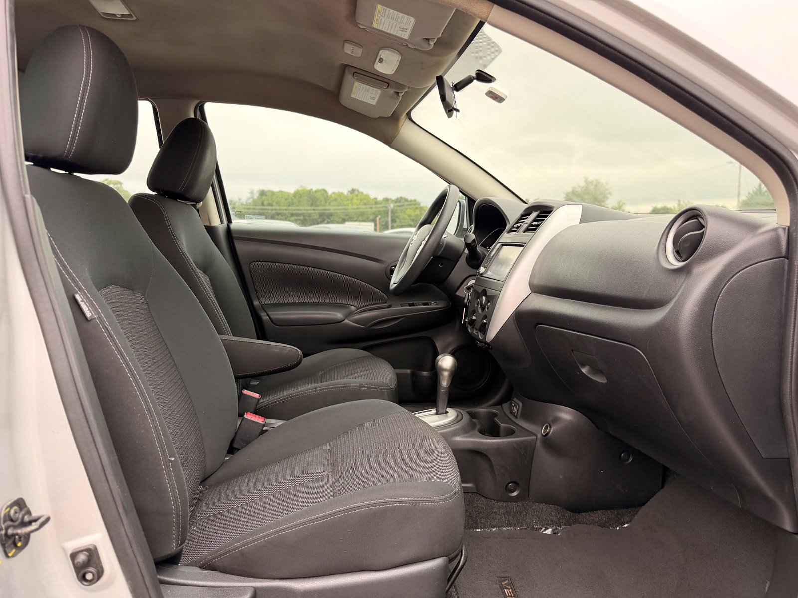 Used 2019 Nissan Versa SV FWD image 21