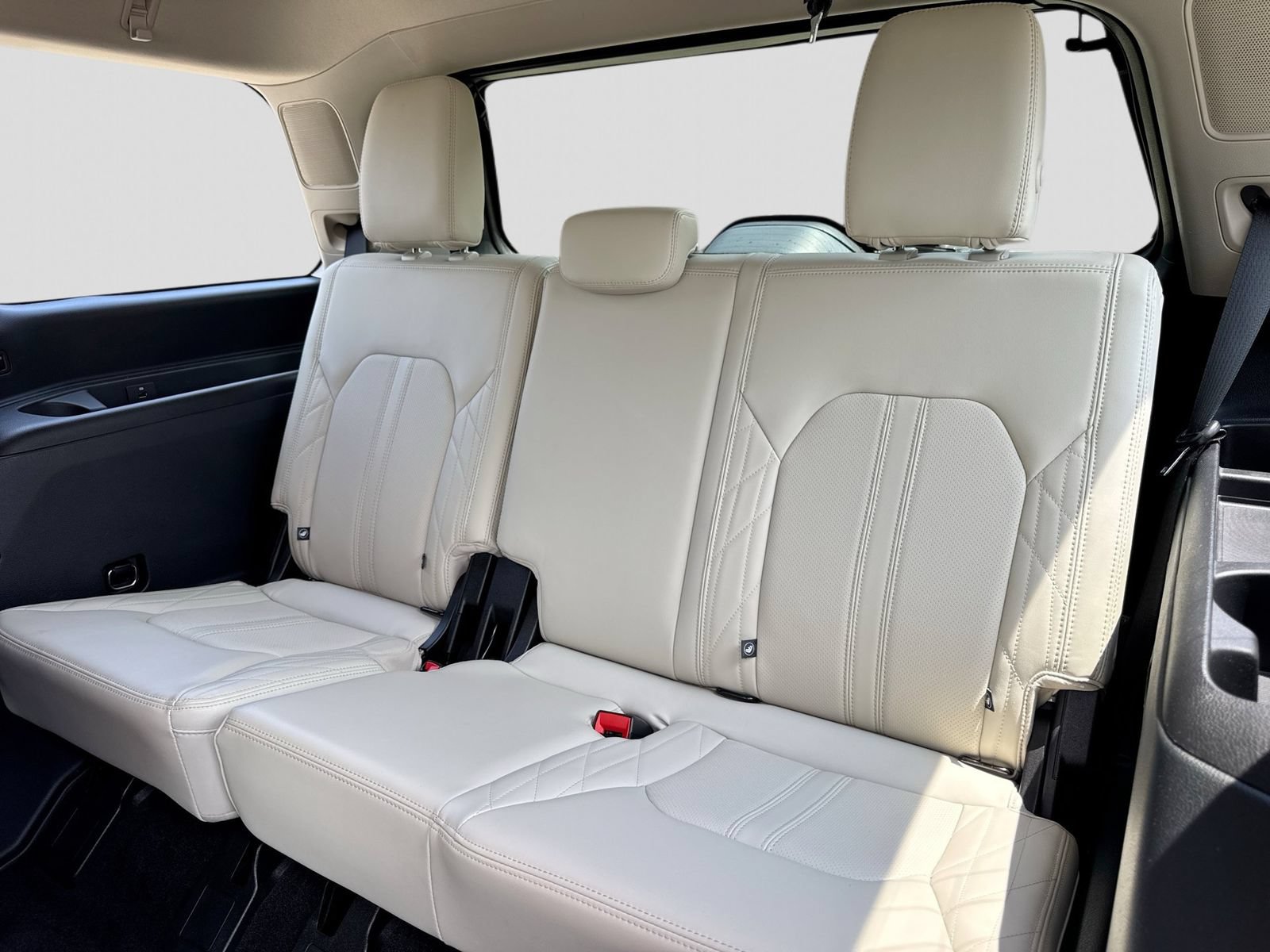 Used 2019 Ford Expedition Platinum AWD/4WD image 24