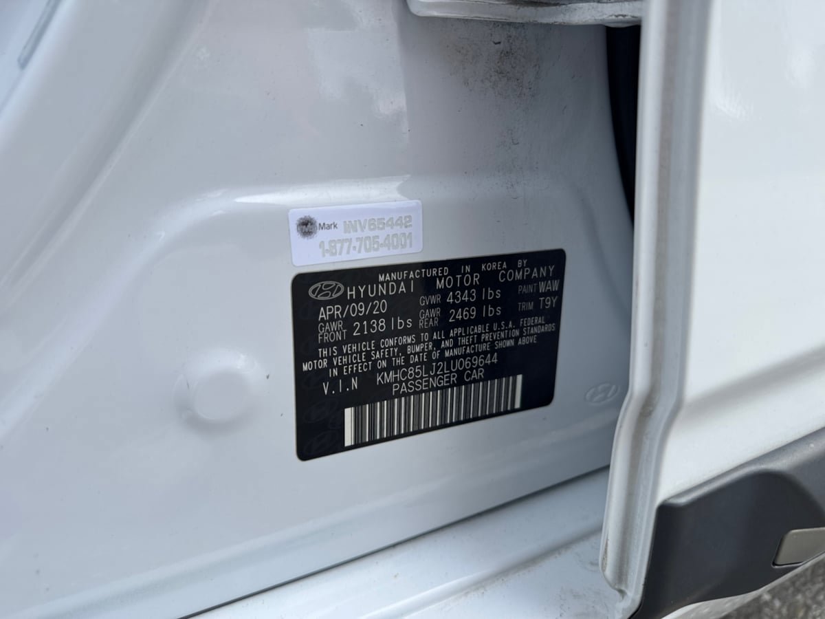 Used 2020 Hyundai Ioniq Limited FWD image 22