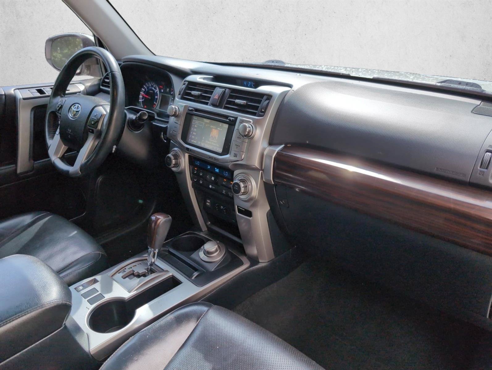 Used 2019 Toyota 4Runner Limited AWD/4WD image 27