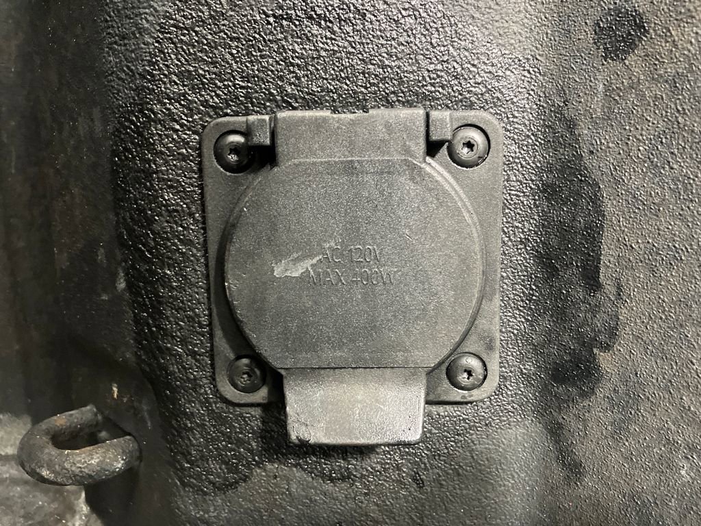 Used 2022 GMC Sierra 1500 SLE image 29