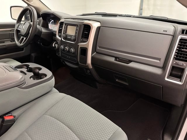 Used 2019 RAM 1500 Classic SLT AWD/4WD image 16