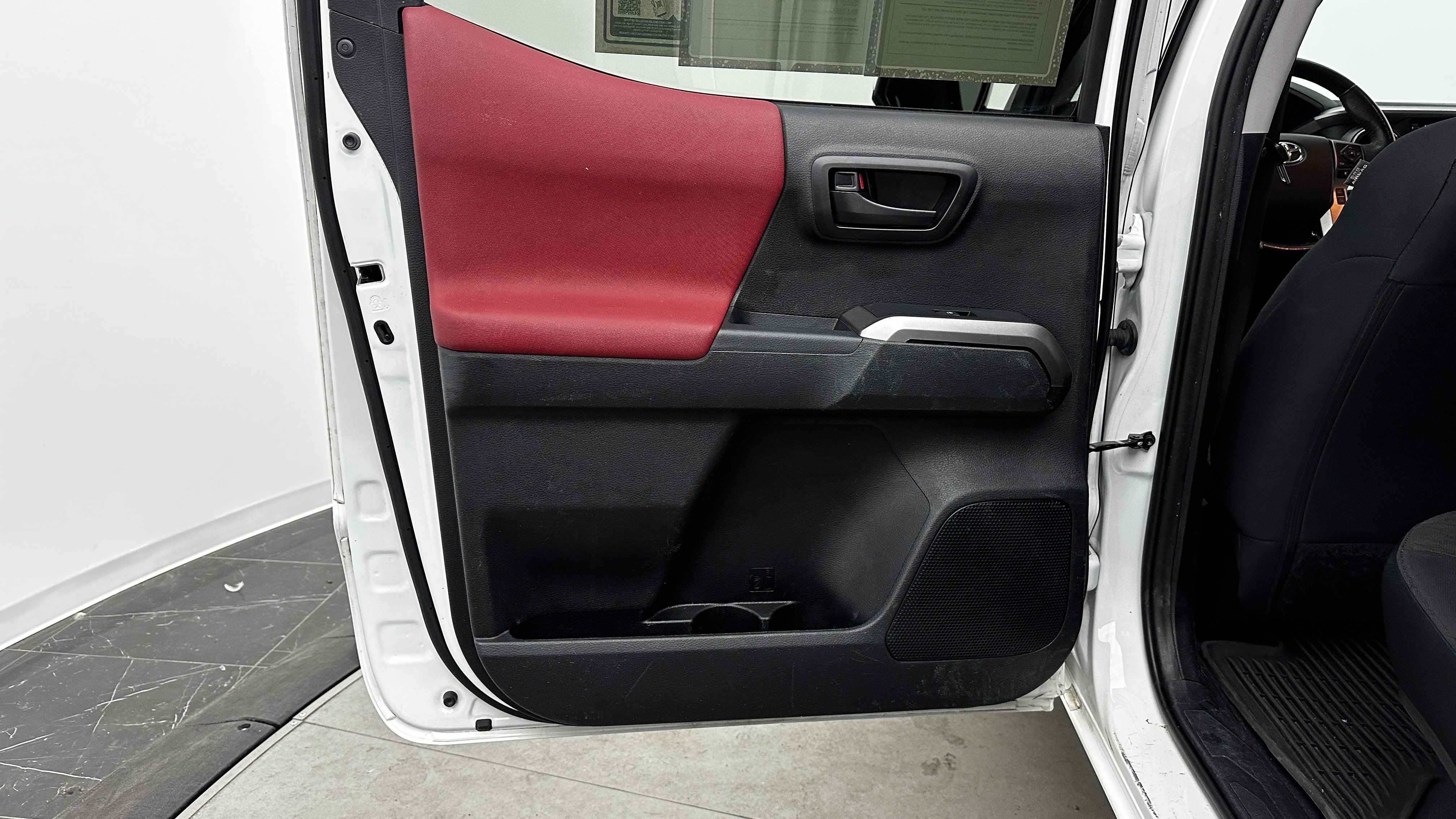 Used 2021 Toyota Tacoma SR5 image 23