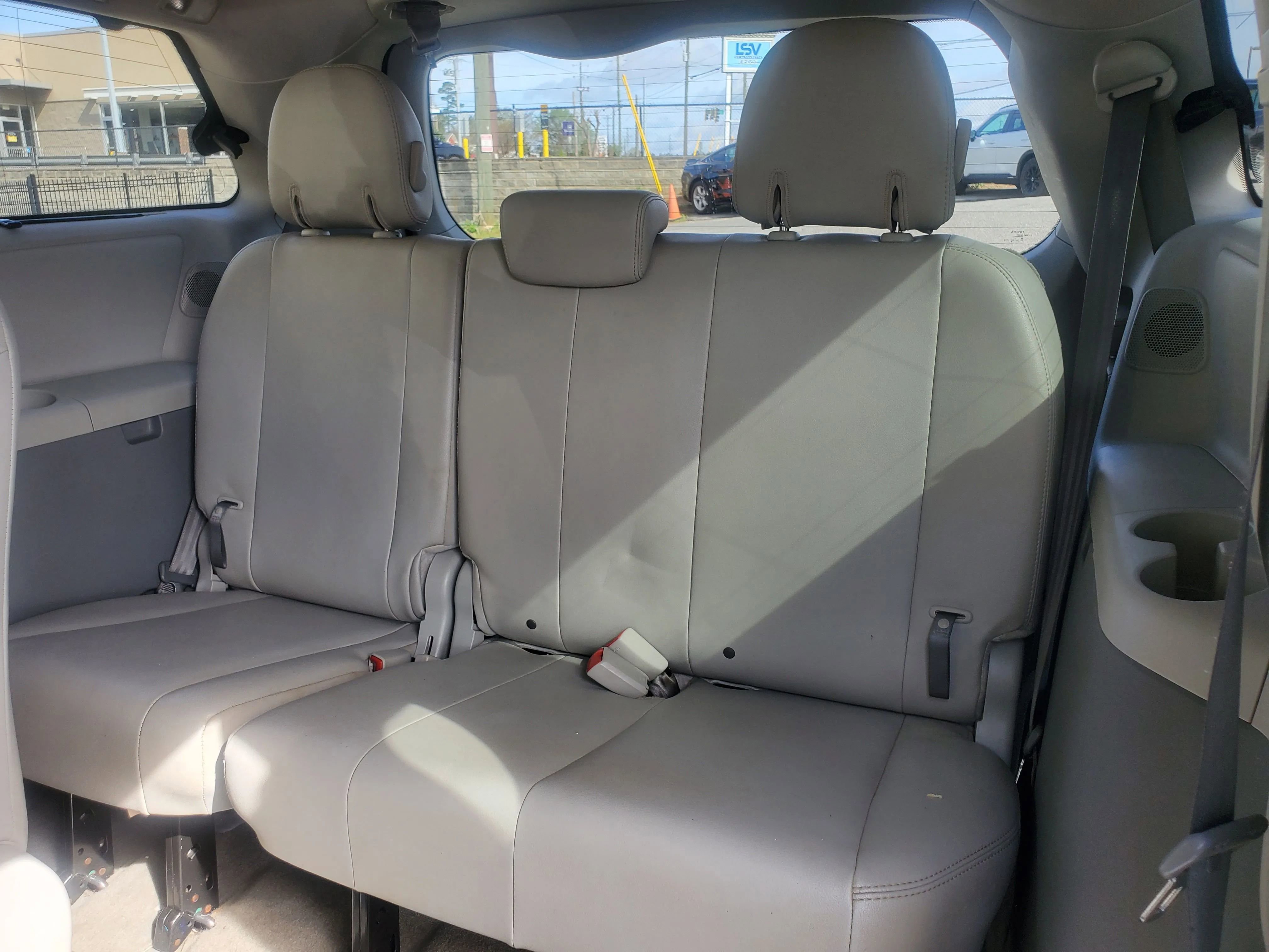 Used 2012 Toyota Sienna XLE w/ XLE Navigation Pkg FWD image 21