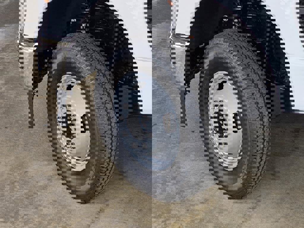 New 2026 Ford F350 XL w/ XL Chrome Package image 26