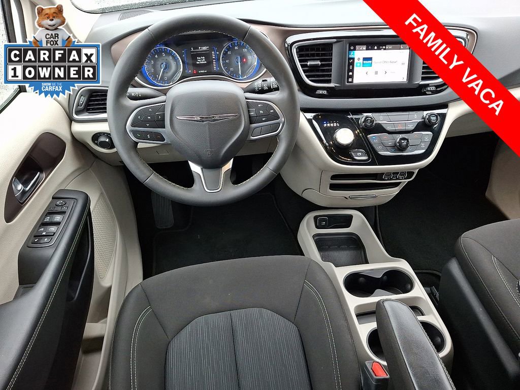 Used 2023 Chrysler Voyager LX FWD image 12