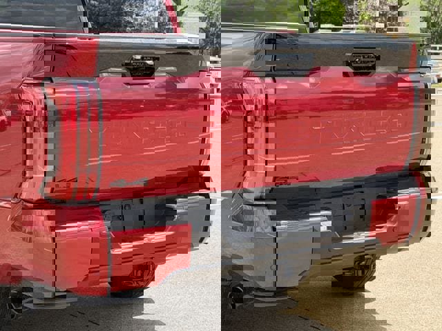 Used 2025 Toyota Tundra Platinum image 6