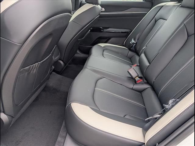 New 2026 Kia K5 GT-Line image 8
