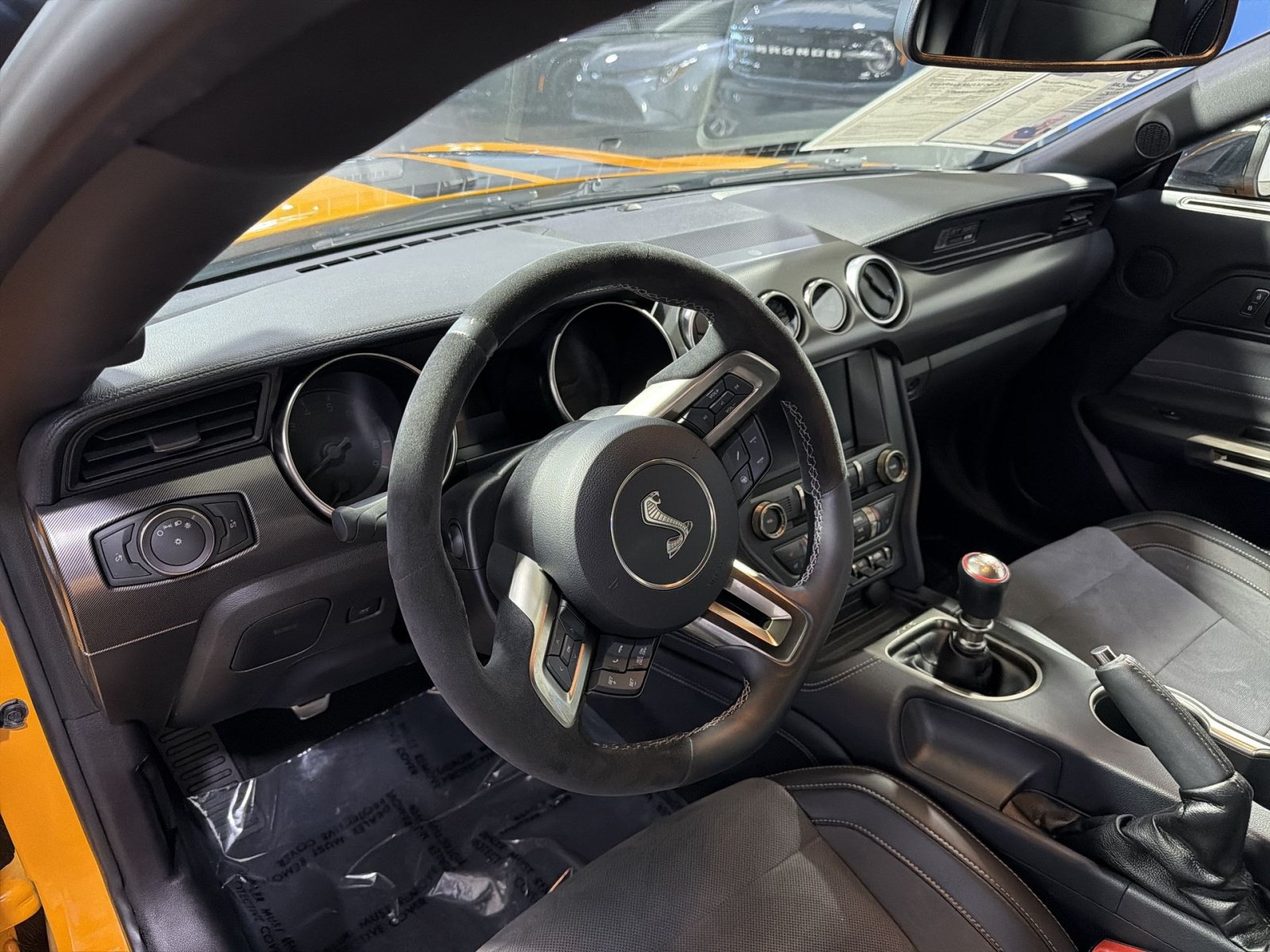 Used 2019 Ford Mustang Shelby GT350 w/ Technology Package RWD image 20