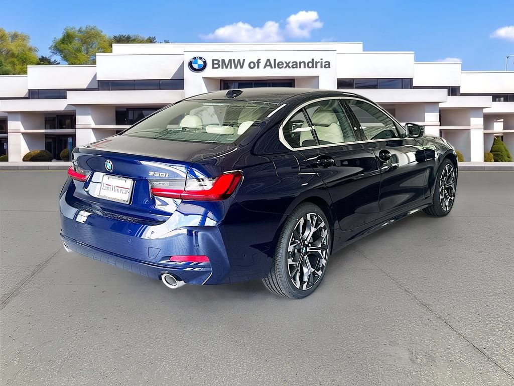 New 2026 BMW 330i xDrive Sedan w/ Premium Package AWD/4WD image 4