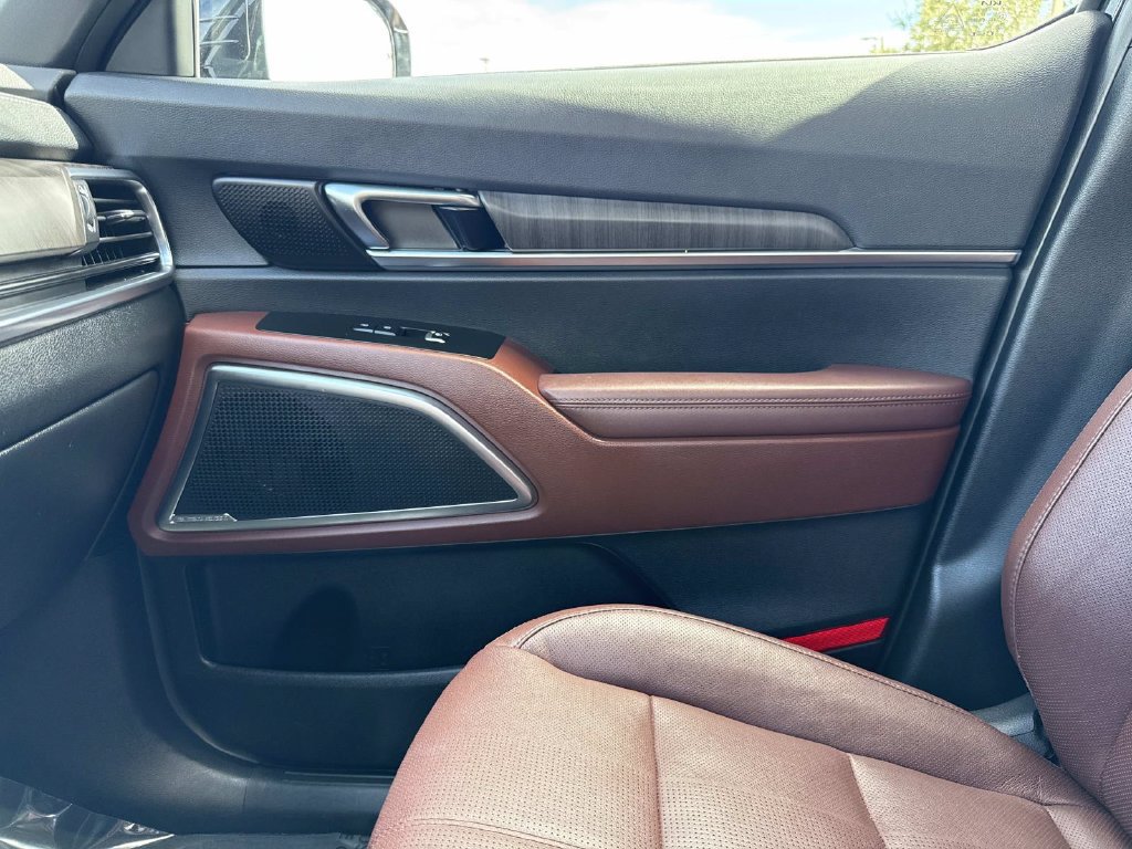 Used 2023 Kia Telluride SX FWD image 30