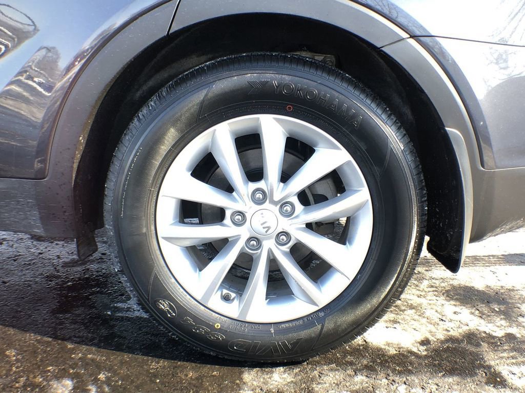 Used 2018 Kia Sorento LX image 29