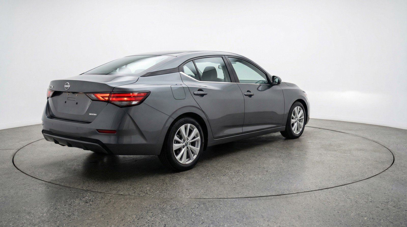 Used 2025 Nissan Sentra S image 9