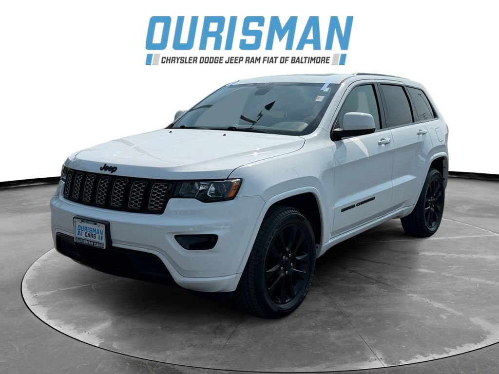 Used 2020 Jeep Grand Cherokee Altitude AWD/4WD image 2