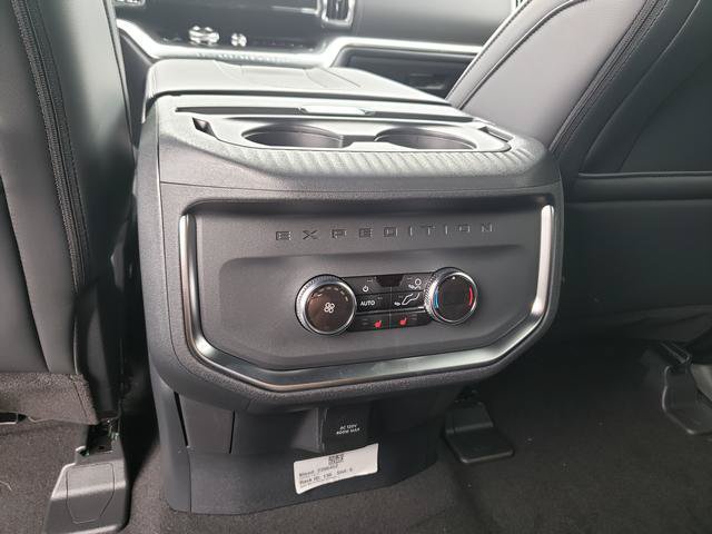 New 2027 Ford Expedition Max Platinum w/ Stealth Performance Package AWD/4WD image 17