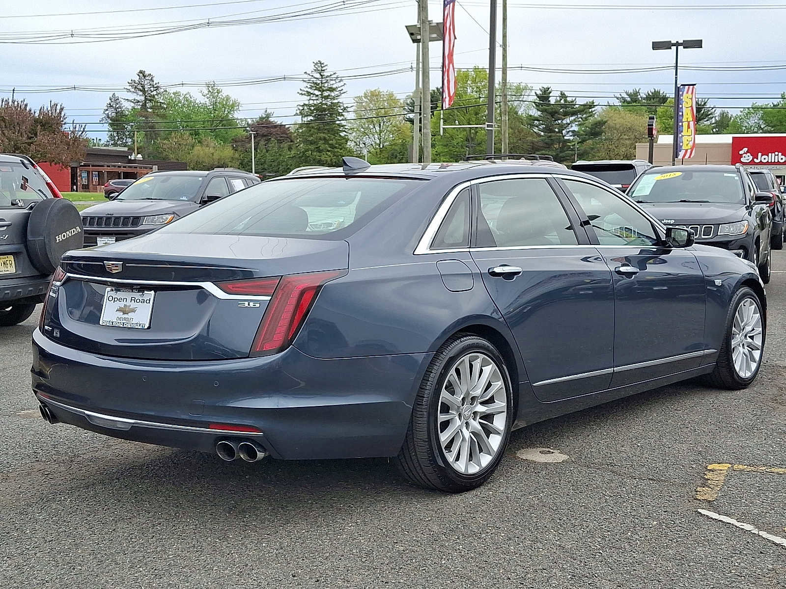 Used 2019 Cadillac CT6 Luxury w/ Driver Awareness Package AWD/4WD image 7