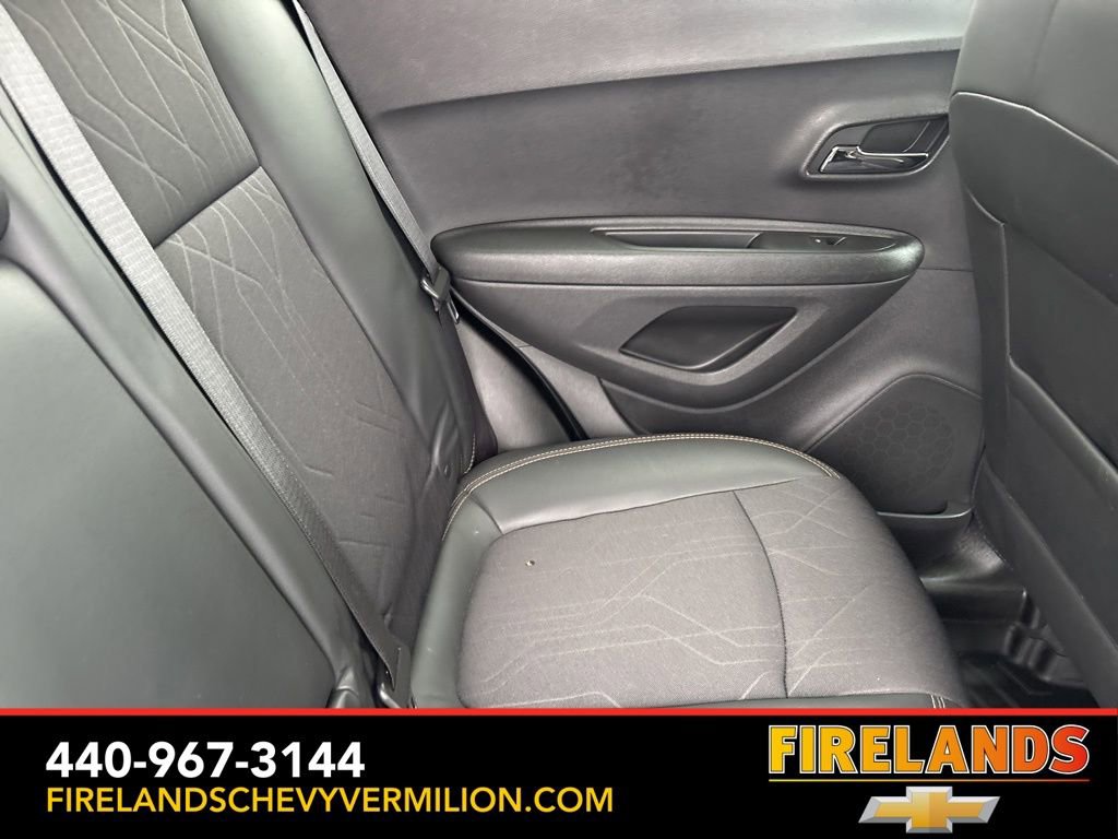 Used 2020 Chevrolet Trax LT w/ Driver Confidence Package image 34