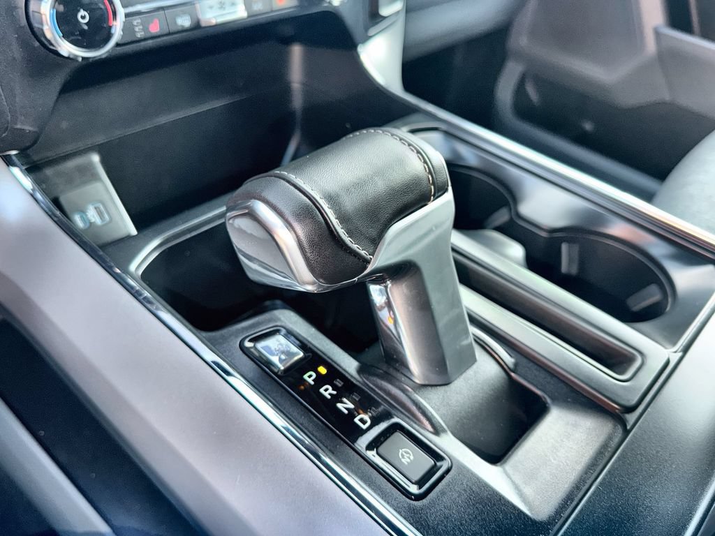 Used 2024 Ford F150 Lightning XLT AWD/4WD image 23