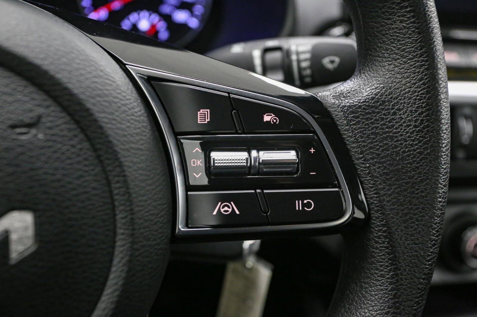 Used 2023 Kia Forte LXS w/ LXS Technology Package image 31