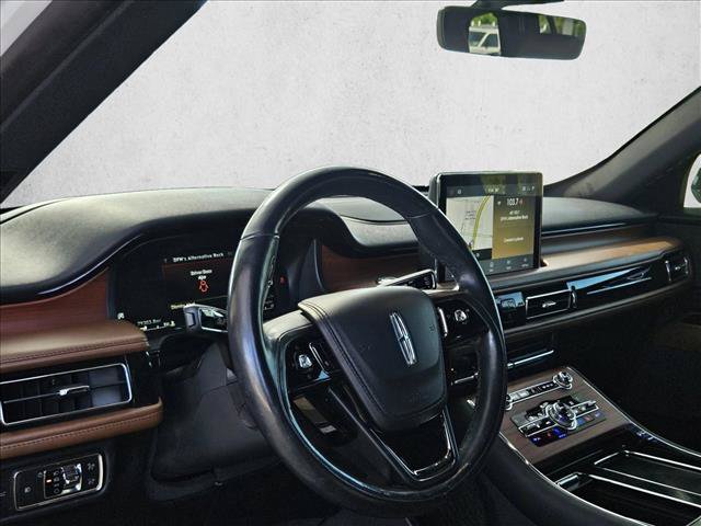 Used 2020 Lincoln Aviator Reserve w/ Equipment Group 201A AWD/4WD image 10