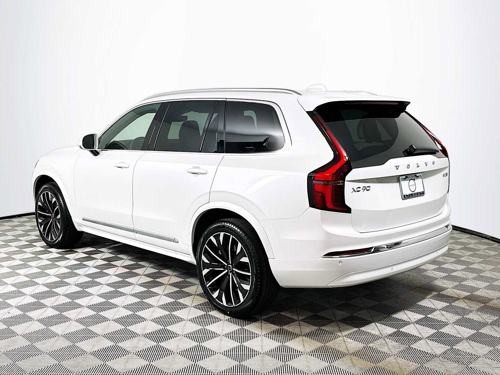 New 2026 Volvo XC90 B5 Core AWD/4WD image 5