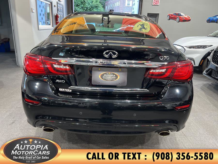 Used 2017 INFINITI Q70 3.7 image 5