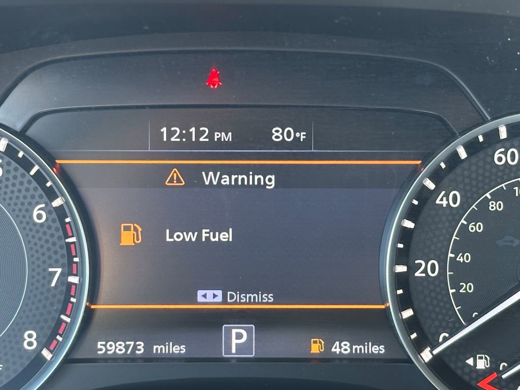 Used 2024 Nissan Armada SL w/ Captain's Chairs Package image 32